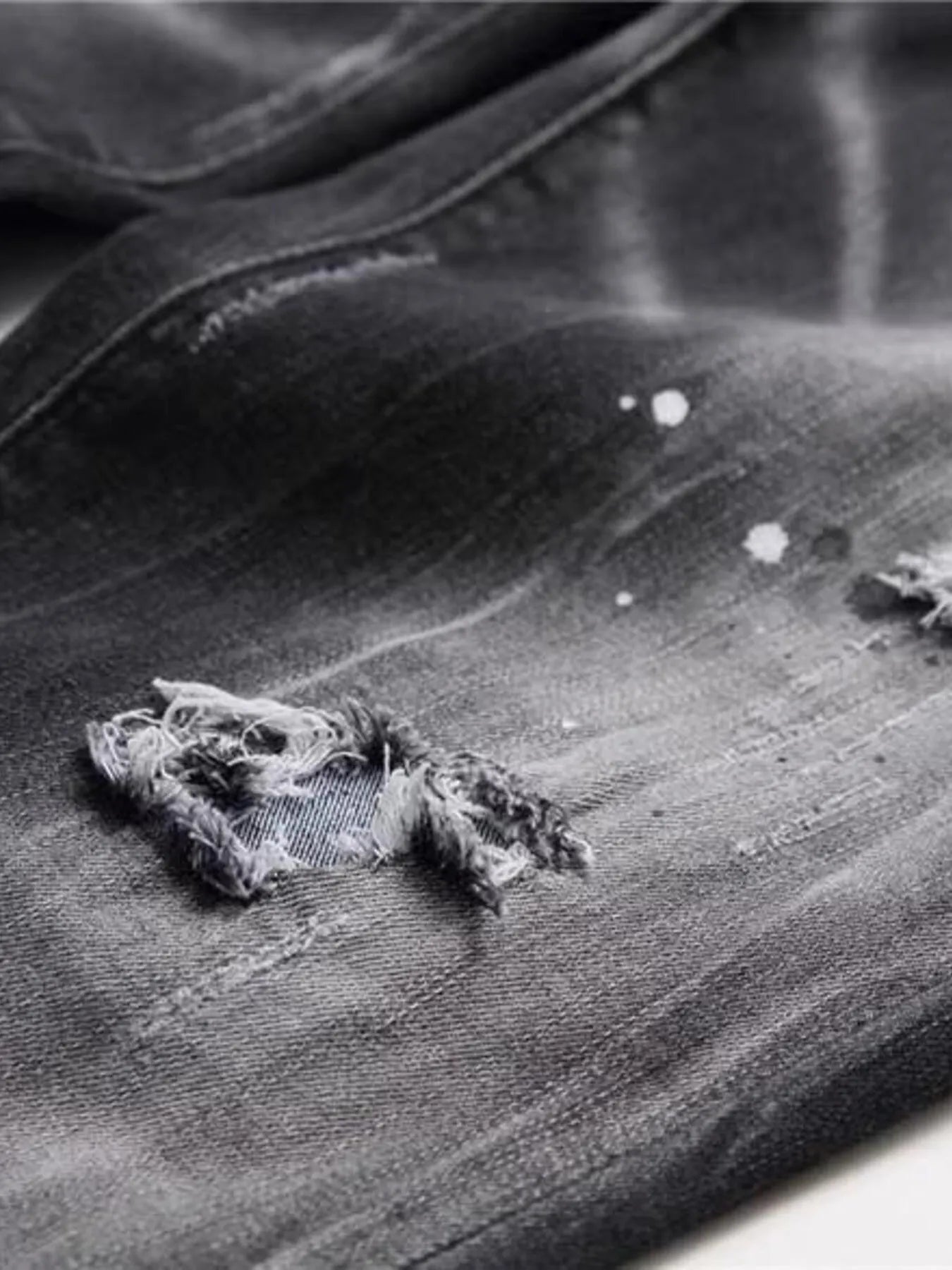 Men's Distressed Jeans - R - DRESS