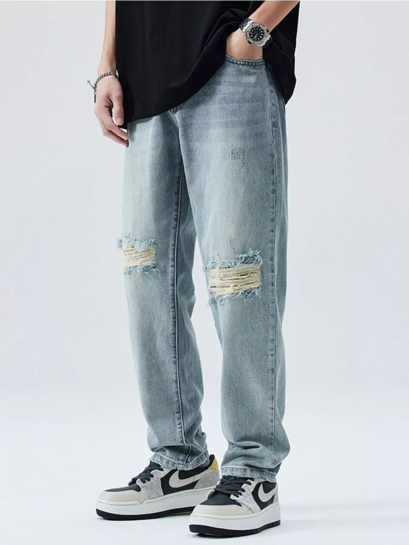 Men's Distressed Relaxed Fit Jeans - R - DRESS