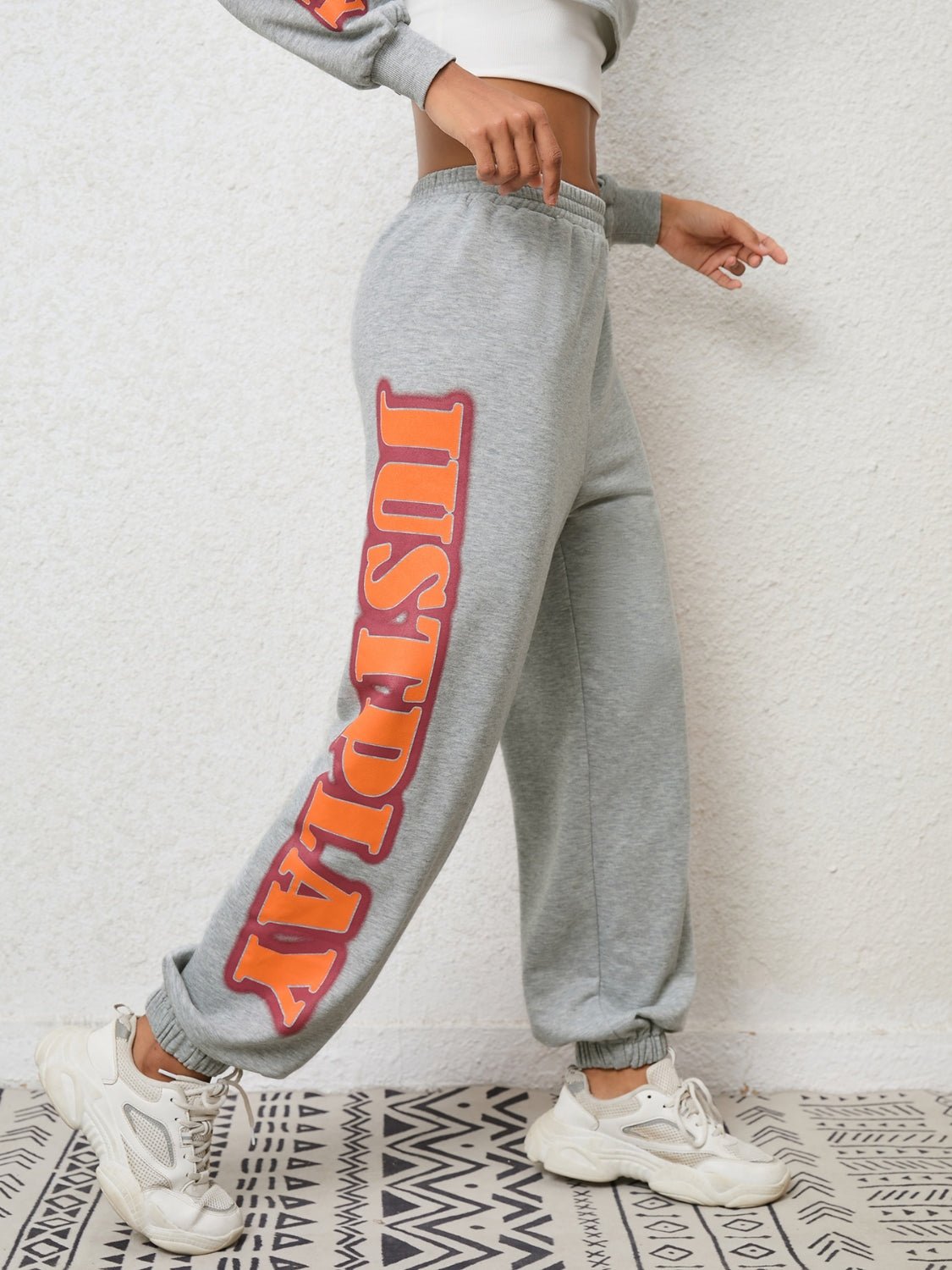 Cropped Sweatshirt and Sweatpants Set - R - DRESS