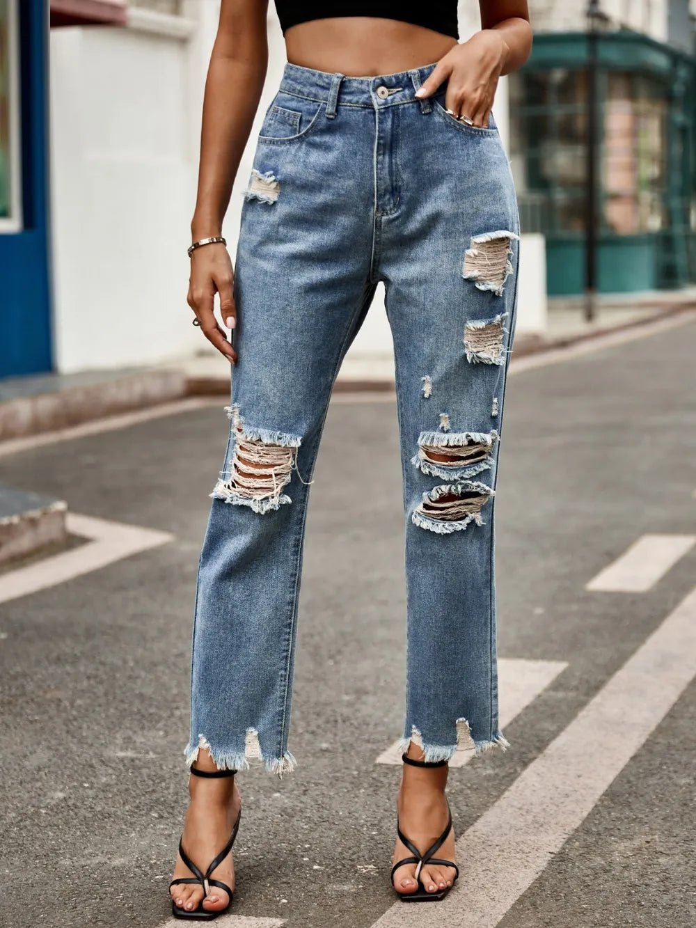 Distressed Raw Hem Jeans with Pockets - R - DRESS