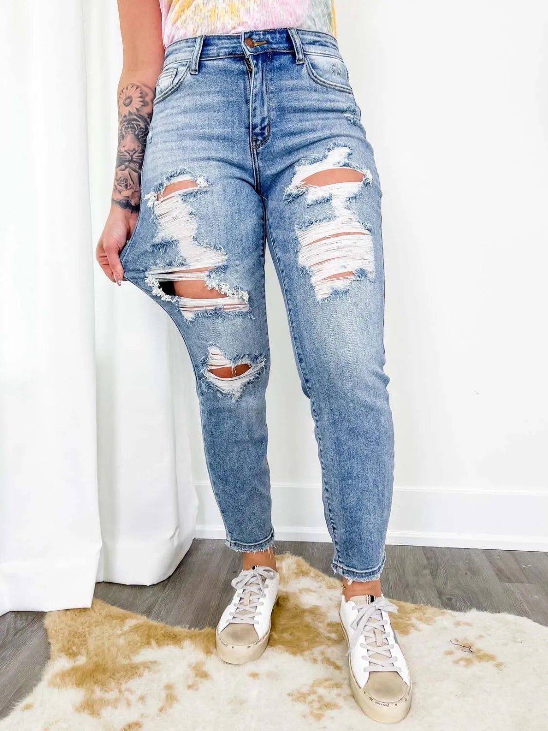 Distressed Skinny Jeans - R - DRESS