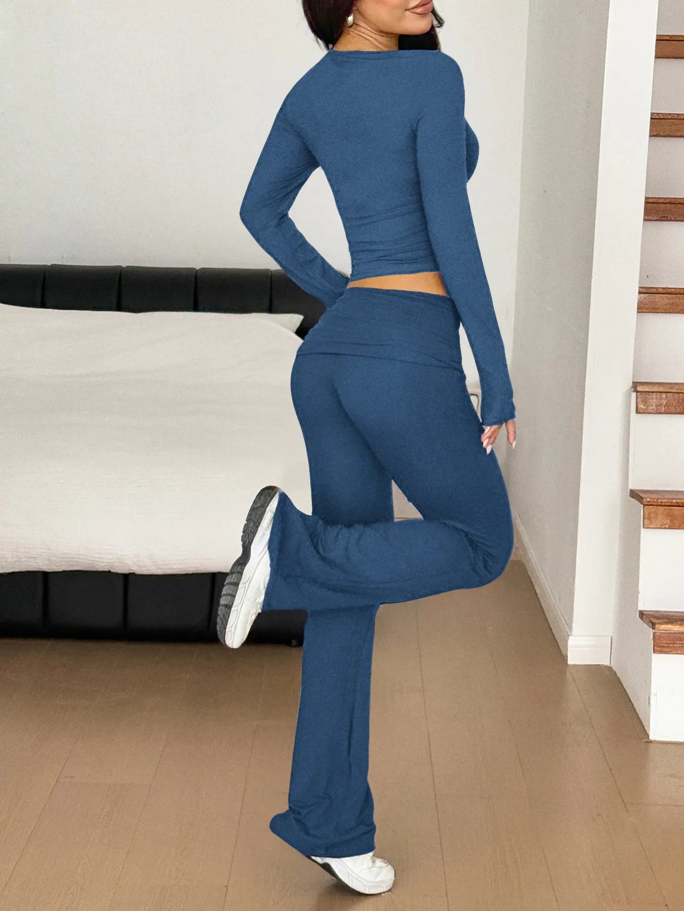 Long Sleeve Crop Top and Bootcut Pants Set - R - DRESS