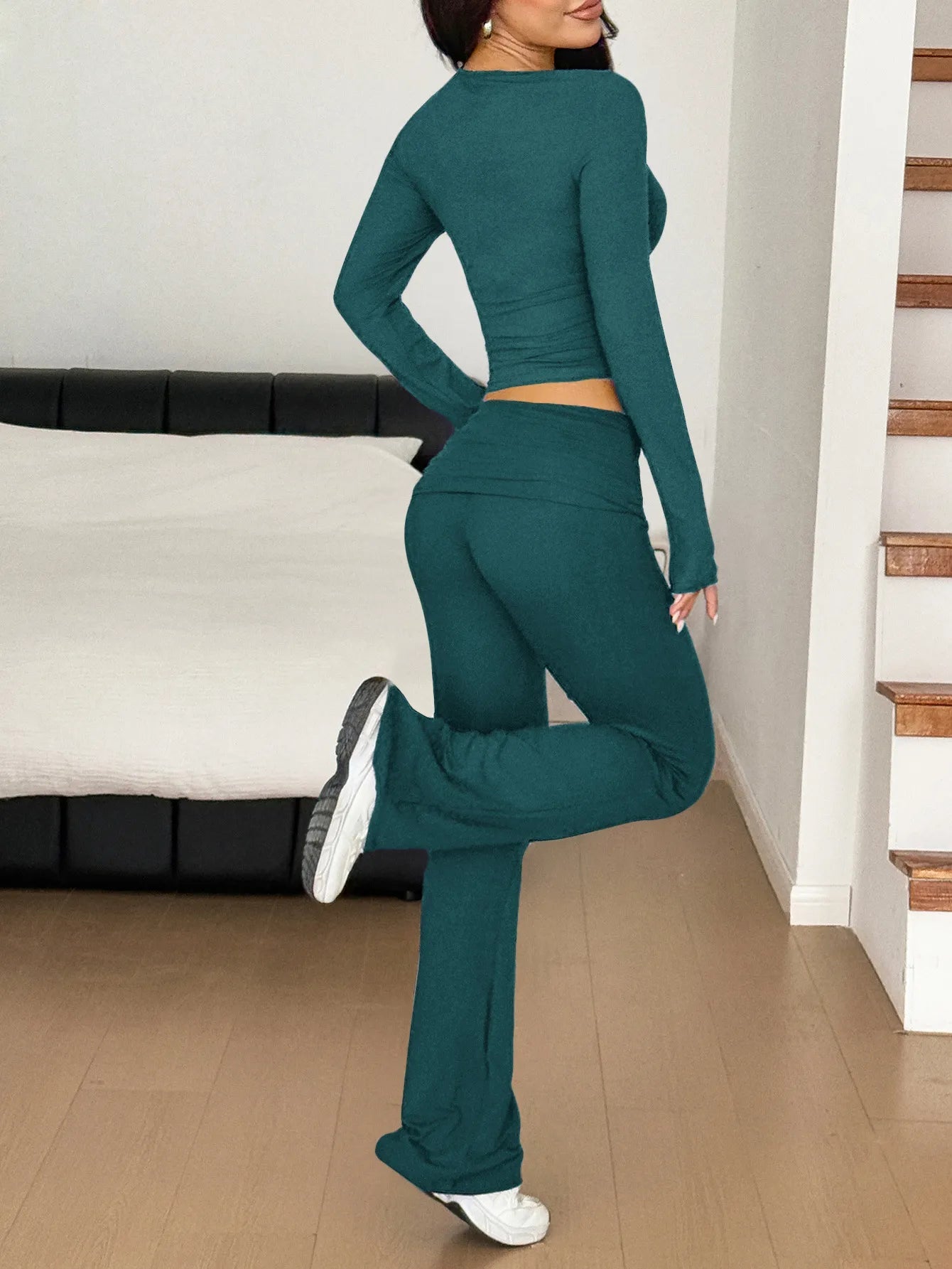 Long Sleeve Crop Top and Bootcut Pants Set - R - DRESS