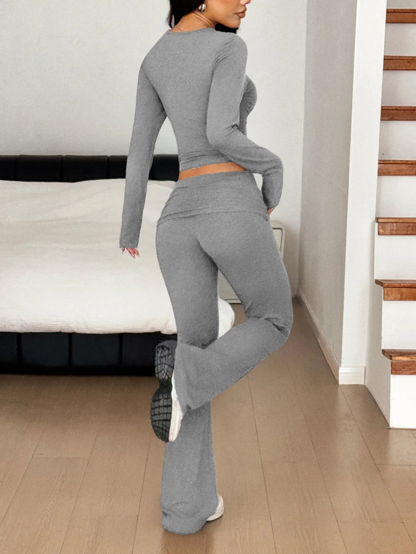 Long Sleeve Crop Top and Bootcut Pants Set - R - DRESS