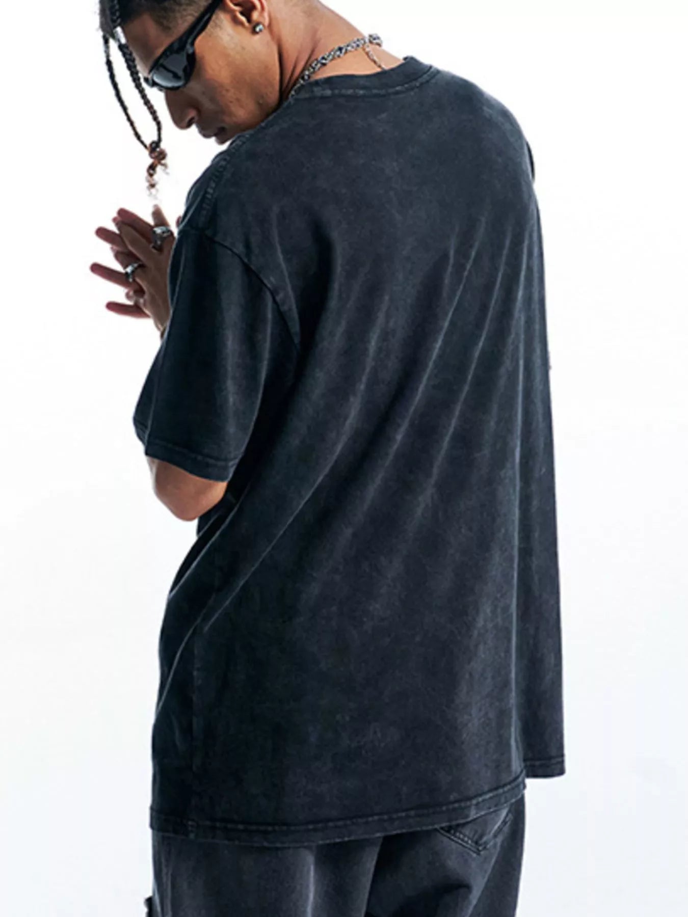Men's Graphic Round Neck Short Sleeve T-Shirt - R - DRESS