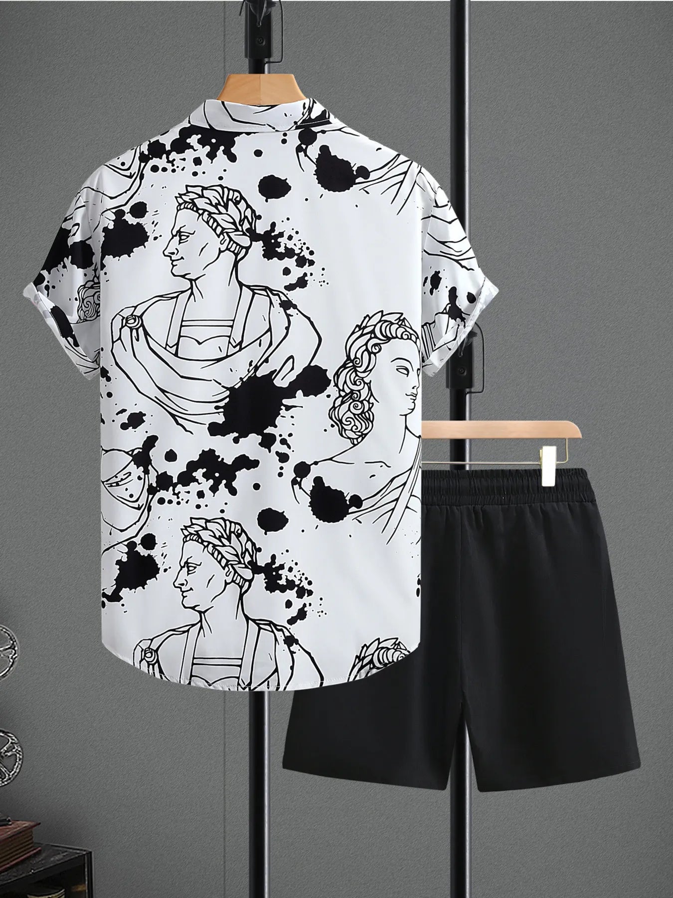 Men's Printed Button Up Shirt and Shorts Set - R - DRESS