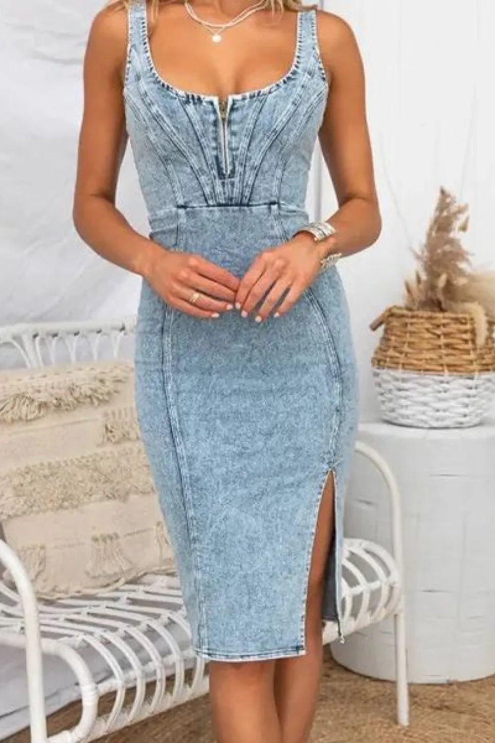 Side Slit Washed Scoop Neck Denim Dress - R - DRESS